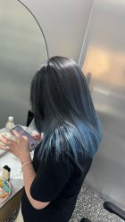 -Tloml salon
