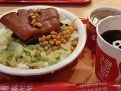 -猪戈戈超级猪脚饭(佳兆业店)