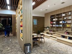 -墨客悦庭酒店(长沙麓谷涉外经济学院店)