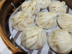 -馋三尺蟹粉小笼(人民广场店)