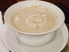 奶油蘑菇汤-安妮意大利餐厅(世贸天阶店)