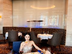 -AZUR聚(香格里拉饭店)