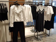 -URBAN REVIVO(西安Momopark店)