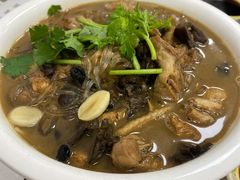 小鸡炖蘑菇-吉味馆(柠溪店)
