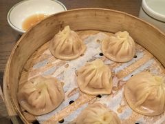 鸡汁小笼包-春家·非遗手工小吃(徐汇万科广场店)