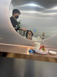 -Tloml salon