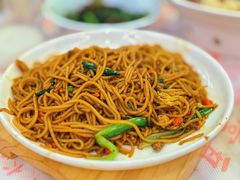 -堂瓦里·33年传统赣菜(第一街区店)