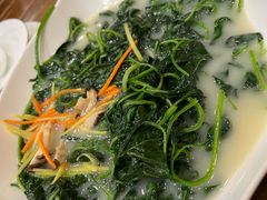 鱼汤浸辣椒叶-阿多私房菜(顺德店)