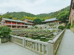 -石峰岩寺
