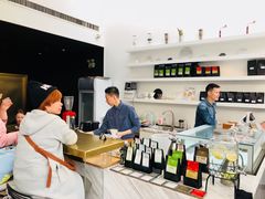 -UNI UNI(环亚凯瑟琳店)