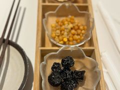 -汤宴·参须肚包鸡(南京路店)