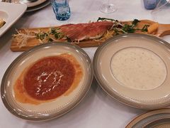 奶油松茸蘑菇汤-莫斯科餐厅
