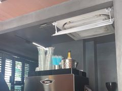 -CowCow其其·牛杂咖啡公司(六运店)