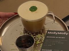 Molly&nbsp;Molly茉莉花-村口大树(长乐路店)