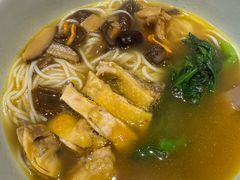 野山菌土鸡米线-云味馆·云南菜·云南米线(景田店)