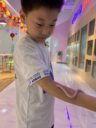 -Moni星球萌宠·小马宝莉·灵蛇·高端高阶全萌宠互动体验俱乐部(红豆国际广场店)