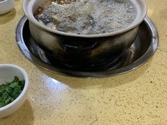 -东巴谷野生菌火锅餐厅