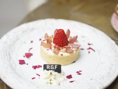 -RGF(巨鹿路店)