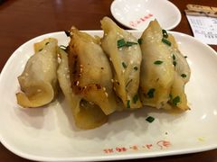 牛肉鍋貼-小姜锅贴(凤凰街店)