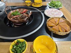 -银同牦牛肉火锅