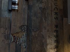 门面-星巴克(武康路店)