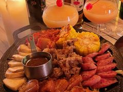 -鹿萤季·营地小馆(皇后公园店)