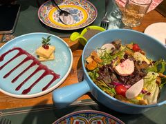 -米德维奇俄式西餐厅(西六道街店)