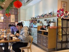 -必胜客(WOW昙华林店)