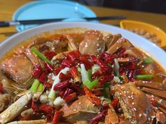 -香蟹煲·醉蟹牛蛙耙鸡爪