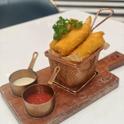 -奈尔宝家庭中心·亲子餐厅(鄞州万达店)