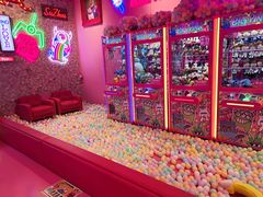 -BIG PINK大粉娃娃机主题馆(圆融星座店)