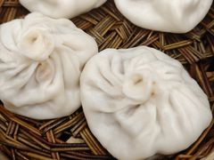 -老西白点心店