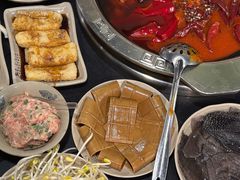 -洞亭火锅(防空洞总店)
