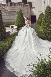 -派丽莫Pellimo原创设计婚纱品牌