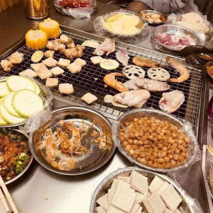 世家小豆腐贵州特色无烟烤肉-"跟朋友来吃过几次,大家都觉得味道不错