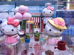 -泡泡玛特POPMART(杭州乐堤港店)