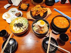 石锅泡菜汤-鑫日千里马朝鲜族小馆(总店)