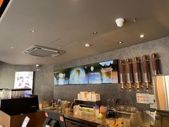 -瑞幸咖啡(皇岗村广场中庭店)