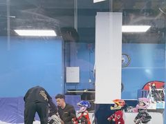 -八爪矩阵极限运动馆·儿童平衡车·感统训练(南海子公园校区)