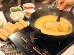 -鲜入围煮花胶鸡海鲜火锅