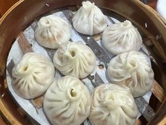-莱莱小笼·乔艾