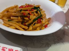 -萬家灯火·私房湘菜·22年老手艺(南岭大道店)