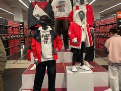 -NIKE上海青浦优选体验店