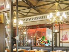 -新白鹿餐厅(百联中环店)