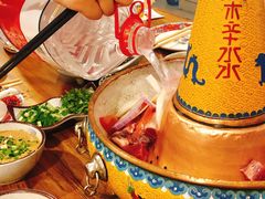 -毛辣果·贵州红酸汤牛肉火锅(西单店)
