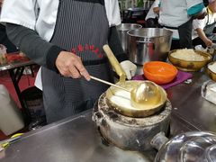 -马杰金城马爷牛奶鸡蛋醪糟·清真(正宁路店)