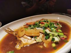 扁鱼-老头儿油爆虾·知味杭州(爱琴海购物中心)