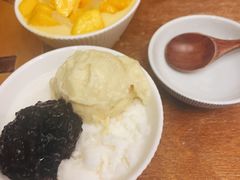 杨枝甘露-小团圆糖水铺(襄阳南路店)
