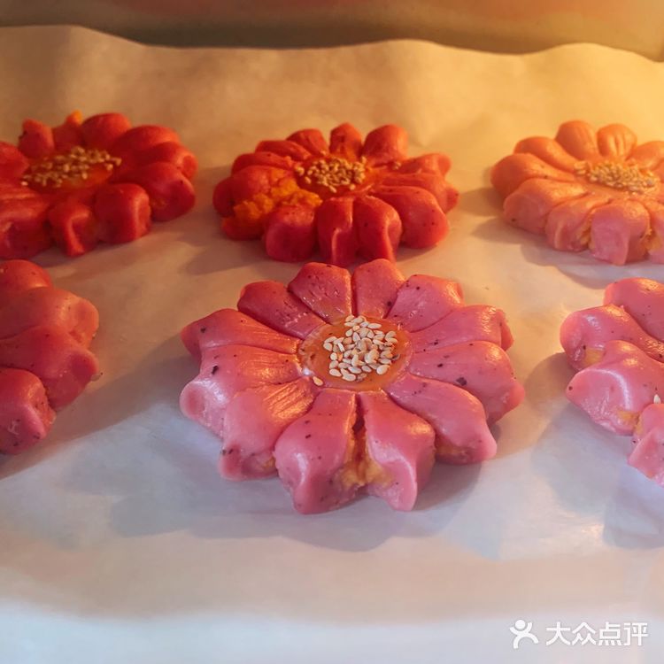 一款超级好看还可以吃的花花[加油]