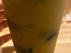 杨枝甘露烧仙草-书亦烧仙草(万达广场美食街店)